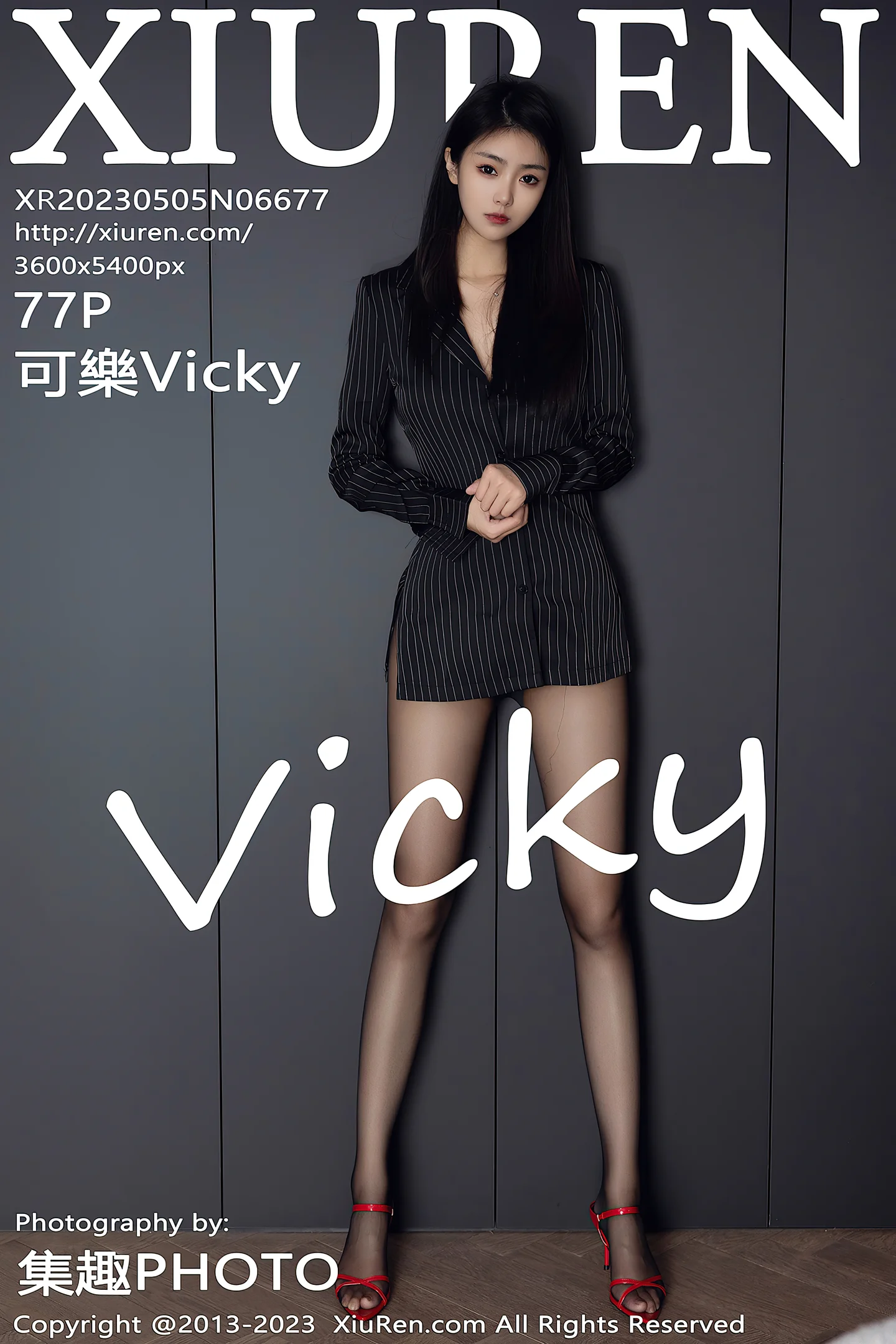 [XiuRen秀人网]No.6677_模特可乐Vicky性感黑色条纹上衣配超薄黑丝秀修长美腿迷人写真77P-秀人网 - XiuRen.Space
